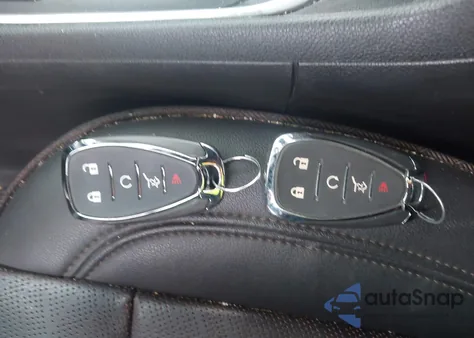 2023 Chevrolet Traverse Awd High Country z USA, uszkodzony, nr VIN 1GNEVNKW6PJ105949